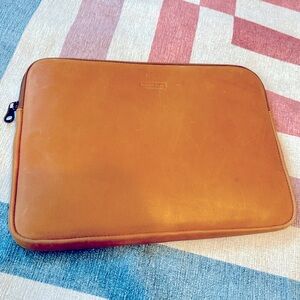 Parker Clay Sira Laptop Sleeve